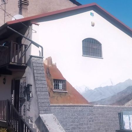 Casa Del Rustico, Indipendente Vista Sacra Con Dipinto Villa Caprie Bagian luar foto