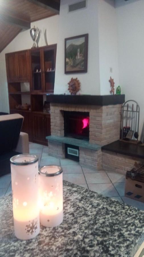 Casa Del Rustico, Indipendente Vista Sacra Con Dipinto Villa Caprie Bagian luar foto