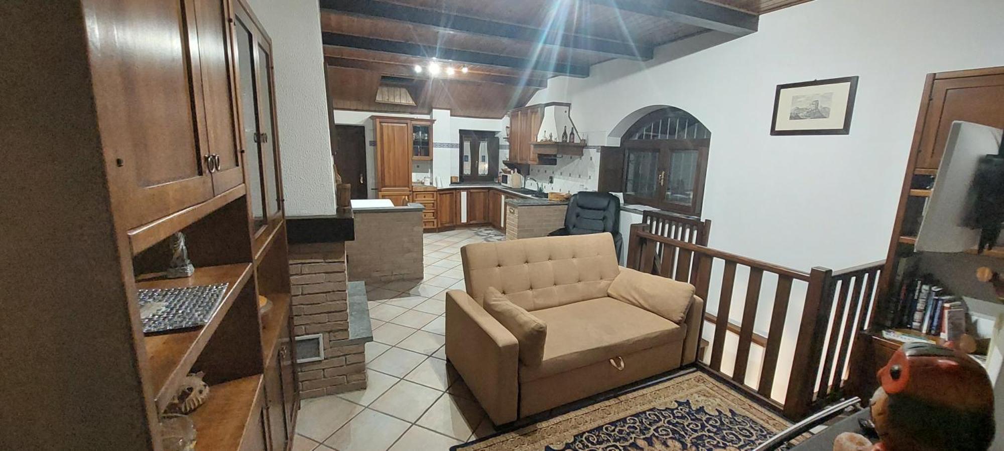 Casa Del Rustico, Indipendente Vista Sacra Con Dipinto Villa Caprie Ruang foto